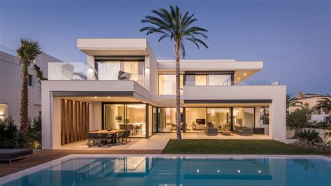 Luxurious modern villa of unique design in dubai. A brand new modern villa 2nd line beach of Marbella ...