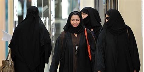 Malgré Un Succès Aux élections Municipales Les Femmes Saoudiennes