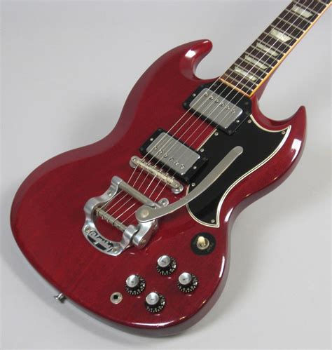Gibson SG Standard Bigsby