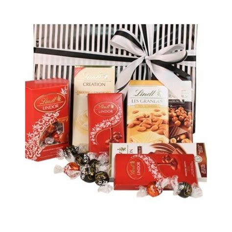 Lindt Chocolate Deluxe Hamper Chocolates In T Box Lindt