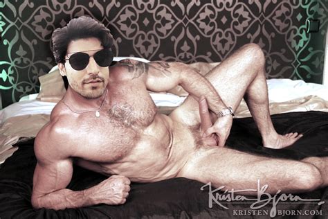 Nude Indian Male Celebrities Post Gurmeet Choudhary