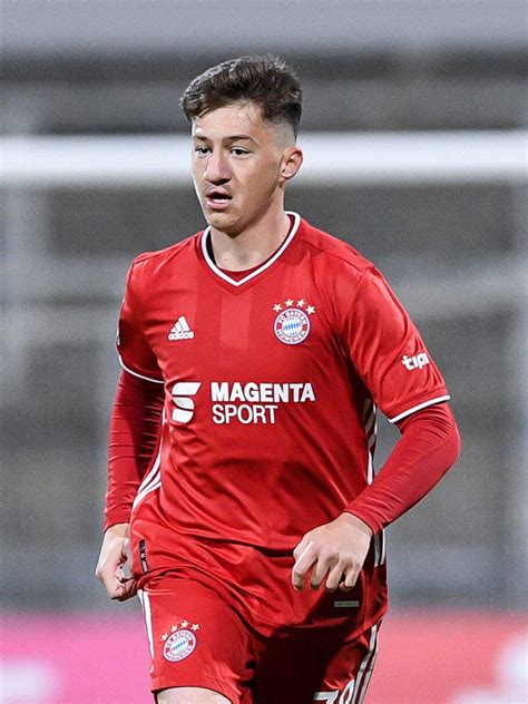 Wir schauen durchgängig nach neuen deals zu trikots des fc bayern. Fc Bayern München Trikot 2021/22