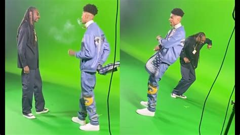 Snoop Dogg Schools Blueface How To Crip Walk Like A Real G Youtube