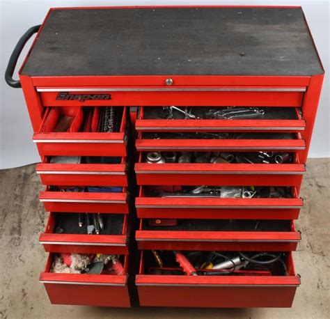 Sold At Auction SNAP ON ROLLING TOOL BOX FULL OF TOOLS
