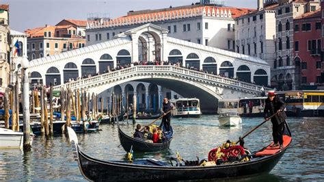 Venice Gondola Ride Tour Of Sicily