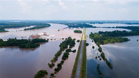 Arkansas Flooding Levee Breach Prompts Holla Bend Evacuations