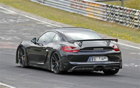 Next Porsche Cayman Gt Spied On Nurburgring Prototype May Pack Gt Motor Autoevolution