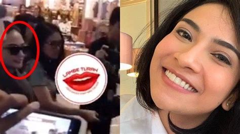 Kontrak kerja/perjanjian kerja adalah suatu perjanjian antara pekerja dan pengusaha secara lisan dan/atau tulisan, baik untuk waktu tertentu maupun untuk waktu tidak tertentu yang memuat. Vanessa Angel Tiba di Jakarta, Pasca Bebas Langsung Dapat ...