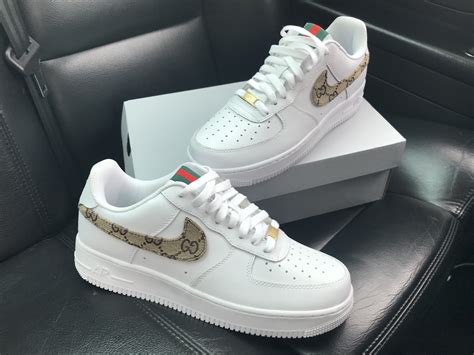 Der schuh ist neu, ungetragen und. Custom Gucci Nike Air Force 1 | Etsy