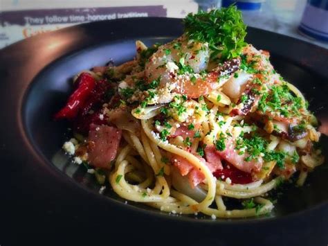 Veja dicas e avaliações imparciais de tea point cafe, com classificação nº 4 de 5 no tripadvisor e classificado como nº 80 de 159 tea point cafe, malásia ainda não recebeu pontuações suficientes para a comida, serviço, preço e ambiente. Overstepped Cafe, Sungai Petani - Restaurant Reviews ...