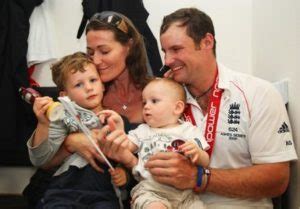 Ruth strauss, the wife of former england captain andrew strauss, has died following a battle with cancer. Ruth McDonald Wiki (Andrew Strauss' Wife) Age, Kids ...