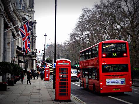 무료 이미지 거리 수송 선실 전화 레인 대중 교통 영국 런던 이층 버스 빨간 버스 육상 차량 대도시 지역