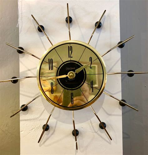 1950s Atomic Wall Clock Circa