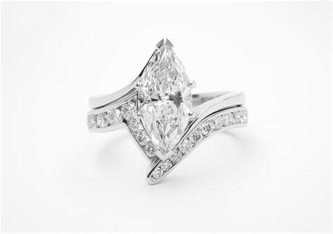 Homeowner's insurance policies typically provide limited coverage for jewelry. Platinum Zig-Zag To Fit Marquise