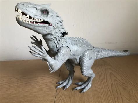 Jurassic World Chomping Indominus Rex Light And Sound B1275 Dinosaur Hasbro 2014 £2000 Picclick Uk