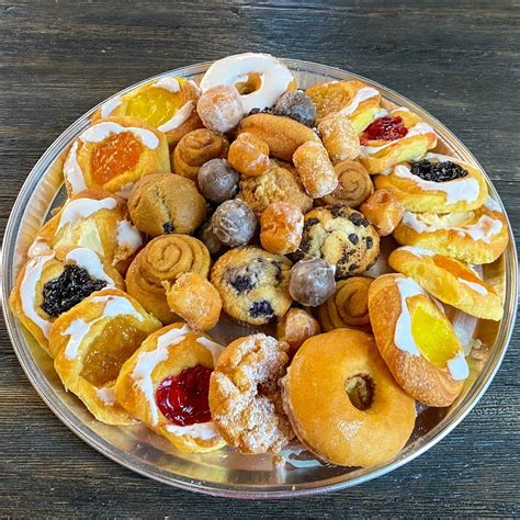Classic Pastry Tray - We Create Delicious Memories - Oakmont Bakery