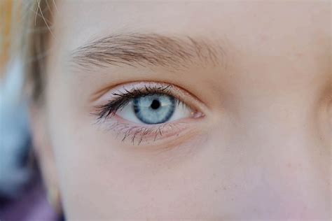 5 Características Únicas Que Só As Pessoas Com Olhos Azuis Tem