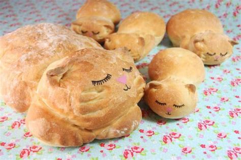 16 Adorable Animal Shaped Bread Recipes For Kids Food Cat Bread