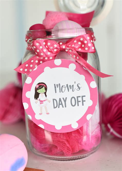 25 Cute Mother's Day Gifts - Fun-Squared