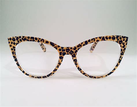 Betsey Johnson Reading Glasses Beige Cheetah Large Cat Eye Readers 1