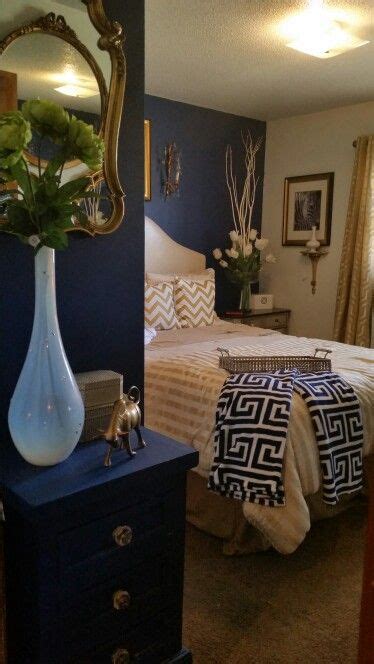Navy blue front room ideas. Blue and gold | Blue and gold bedroom, Transitional decor ...