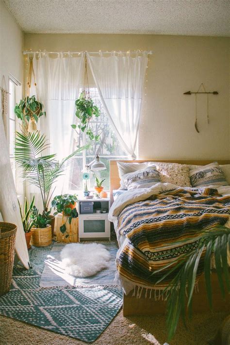 Look at these romantic shabby chic bedrooms. Self-confident critiqued simple bohemian home decor ...