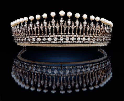 Is This Royal Pearl Fringe Tiara Being Sold