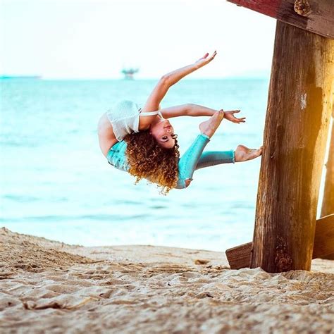 Pin By Hina On Jordan Matter In 2020 Sofie Dossi Dance Photography Poses Dance Moms Pictures
