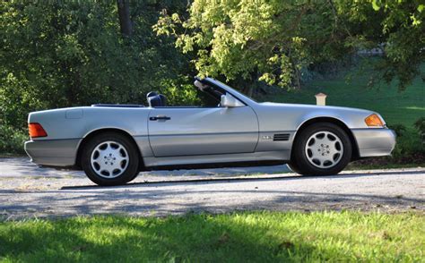 In order to stay in line with competition, the car received new head and taillights as well as a range of standard. 47k-Mile 1994 Mercedes-Benz SL600