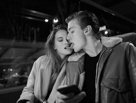 Lucky Blue Smith 19 Announces Birth Of Daughter Gravity Daily Mail