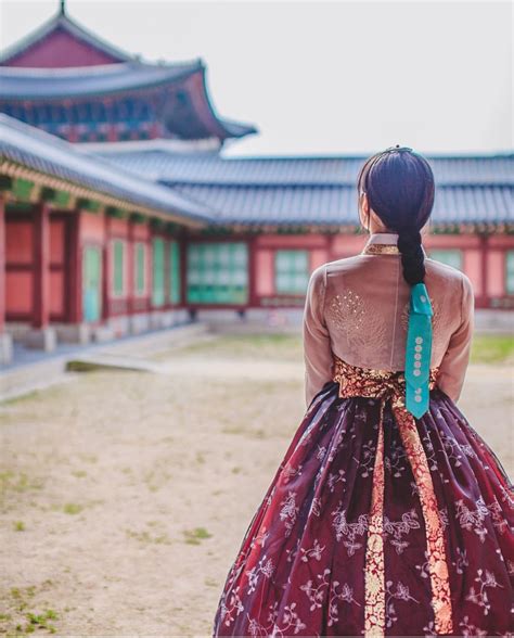 한복 Hanbok Korean Traditional Clothes[dress] 한복 Classic And Modern Pinterest Korean