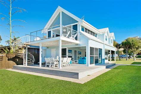 Middle Rock Beach House Absolute Beach Front Nsw Holidays