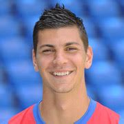 Aleksandar dragović, 26, joined leicester city on a loan deal that runs to the end of the 2017/18 a commanding and imposing authority in central defence, dragović has steadily built a reputation as a. Aleksandar Dragovic - Défenseur - Football Manager 2012 FM ...