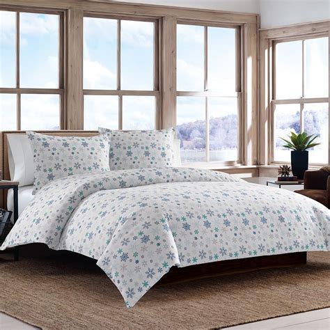 Comforter has a 100% polyester fill and the included shams feature a european side closure. Eddie Bauer Tossed Snowflake Flannel Indigo Duvet Set from ...