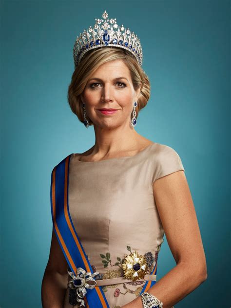 They are one of the most commercially successful bands of all time, selling over 300 million records worldwide. Queen Máxima's nine finest State Banquet sparklers - Royal ...