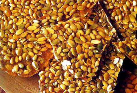 Genauso wie sissa ist toco und orangeta im oberbaselbiet ein bekannter begriff. Spicy Pepita Brittle Recipe | Leite's Culinaria