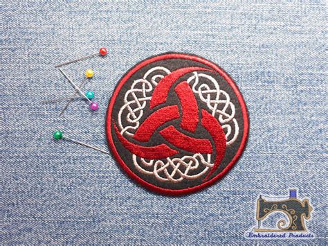 Odin Triple Horn Patch Embroidered Patch Iron On Patch Etsy Uk