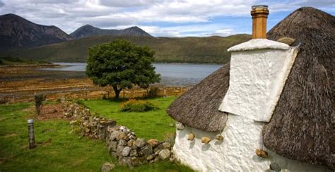 A cottage is typically a small house. Cottages to rent in Ayrshire, Glasgow, Lanarkshire, Argyll ...