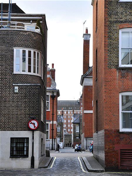 Discover Wimpole Mews Marylebone London W1g