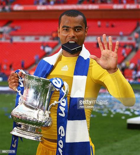 Fa Cup Winners Medal Photos And Premium High Res Pictures Getty Images