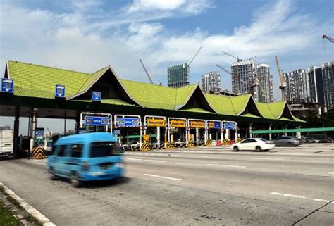 At rm200 million, it costed any average of rm 20 million per kilometre. Dua lagi maut kemalangan di Plaza Tol Batu Tiga | Astro Awani