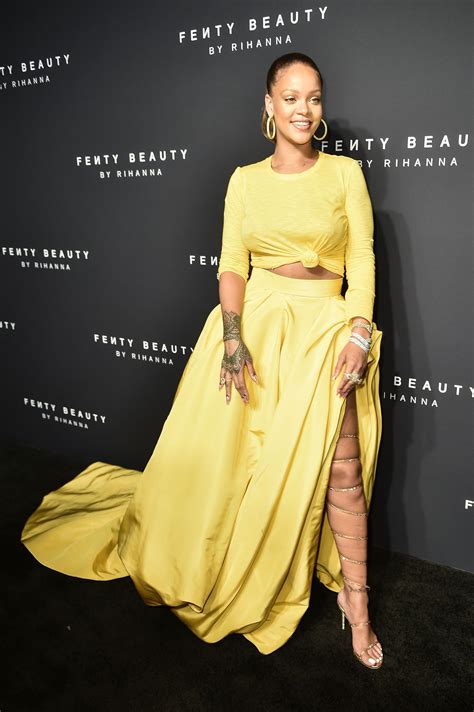 Rihannas New York Fashion Week Street Style Wardrobe Spring 2018 Vogue