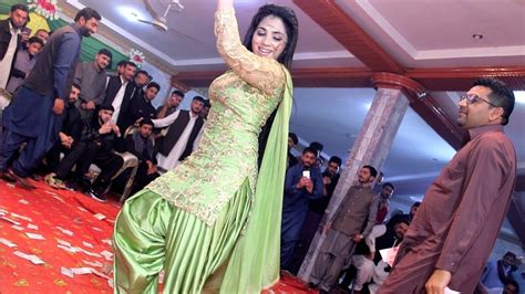 Mehak Malik Dance Show New Saraiki Punjabi Song 2022 Youtube