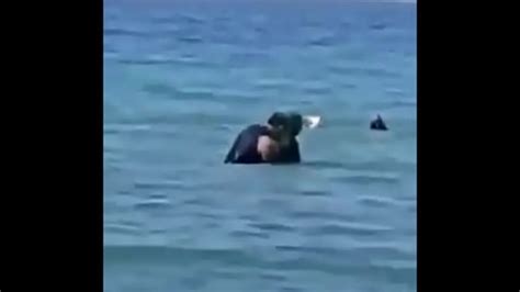 Syrians Fuck His Wife In The Middle Of The Sea Xxx Mobile Porno Videos And Movies Iporntvnet