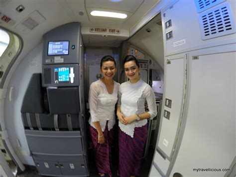 So if you want to work in malaysian, and malindo air is one of the biggest airlines in malaysia. #FlightReview - Malindo Air Inaugural Flight to Hanoi ...