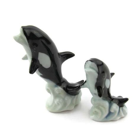 Vtg Miniature Figurine Orca Whales Set Of 2 Bone China Hand Painted