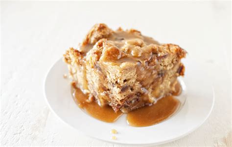 If you want to maximize the top layer of buttery crispiness, bake in a shallower pan with more surface area, such as. Yard House Bread Pudding Recipe : In the place of the bread crumbs, they call for gingerbread ...