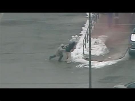 Bank Robber Slips On Ice 1 28 2011 YouTube