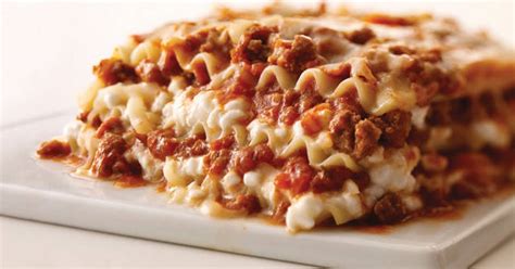 This easy lasagna without ricotta cheese uses cottage cheese instead and although the ingredient list seems long, it's deceiving. 10 Best Meat Lasagna without Ricotta Cheese Recipes