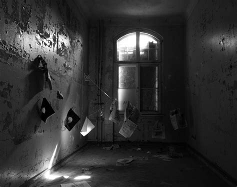 Ist das noch ein lost place? Beelitzer Heilstätten Foto & Bild | architektur, lost places, kritik am bild Bilder auf ...